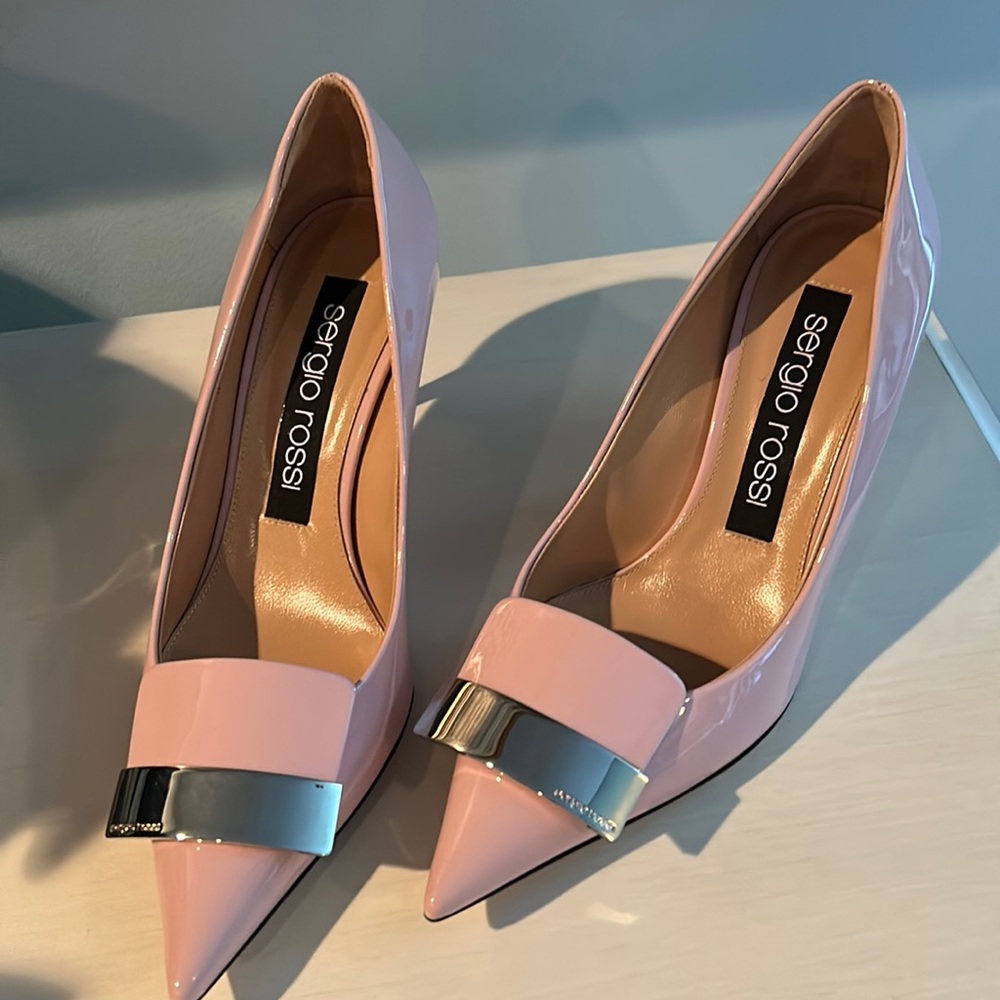 Sergio Rossi patent leather size 38